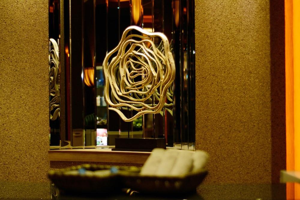 Limak Eurasia Luxury Hotel Istanbul Exterior photo