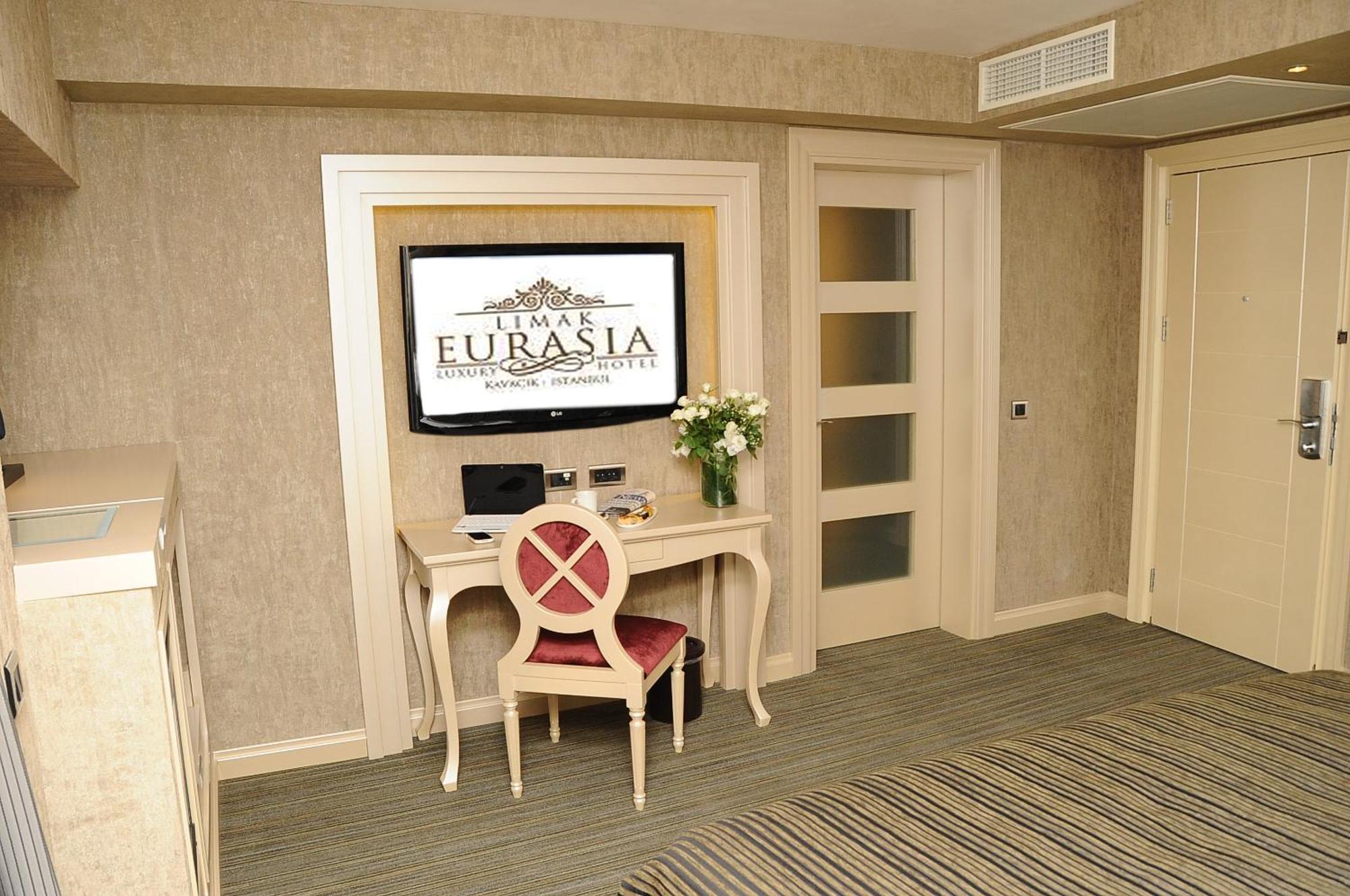 Limak Eurasia Luxury Hotel Istanbul Exterior photo