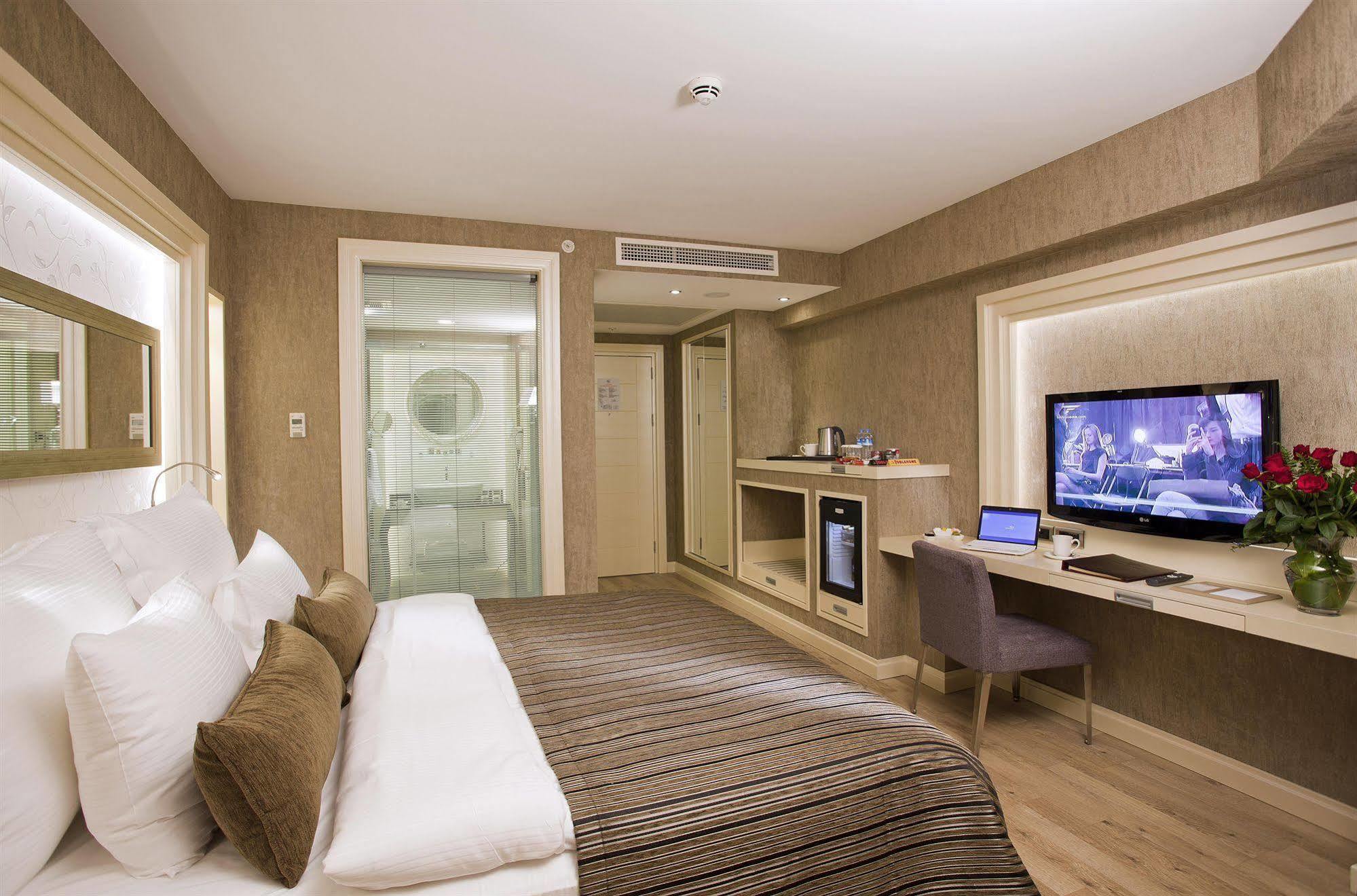 Limak Eurasia Luxury Hotel Istanbul Exterior photo